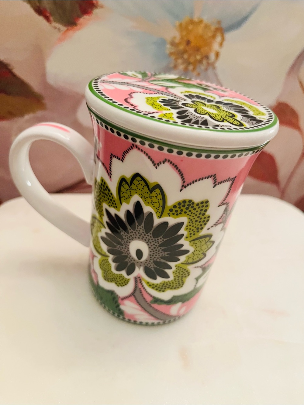 Vera Bradley Pink Floral Porcelain/Ceramic Tea or Coffee Mug w/Lid (Like New) - Picture 5 of 8
